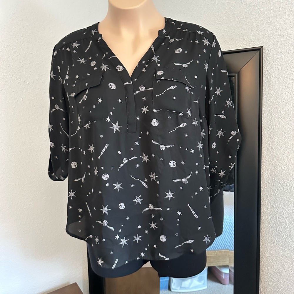 Torrid Harry Potter Black 3/4 Sleeve Harper Georgette